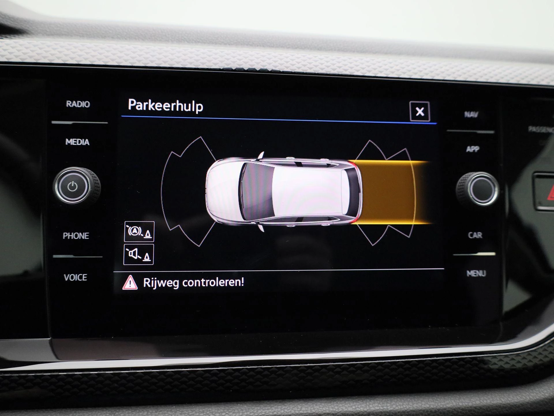 Volkswagen-Polo-image-26