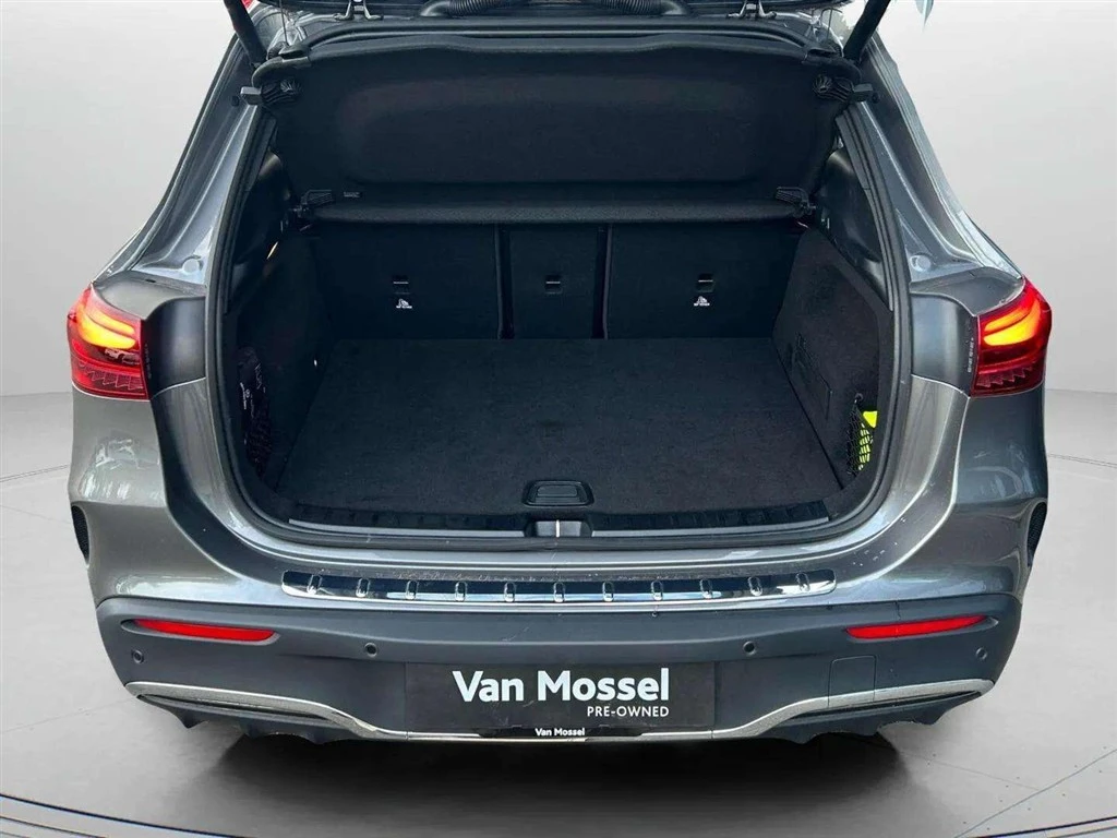Mercedes-Benz-EQA-image-25