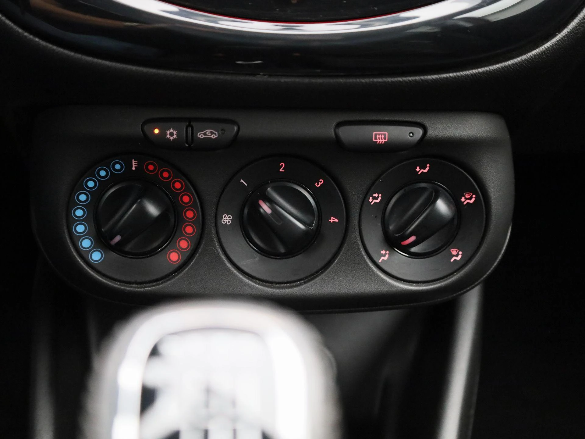 Opel-Corsa-image-16