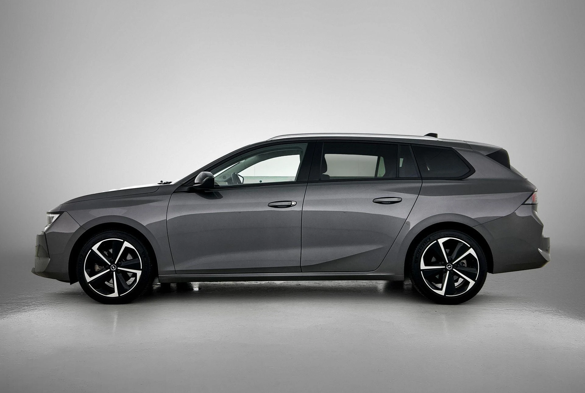 Opel-Astra-image-1