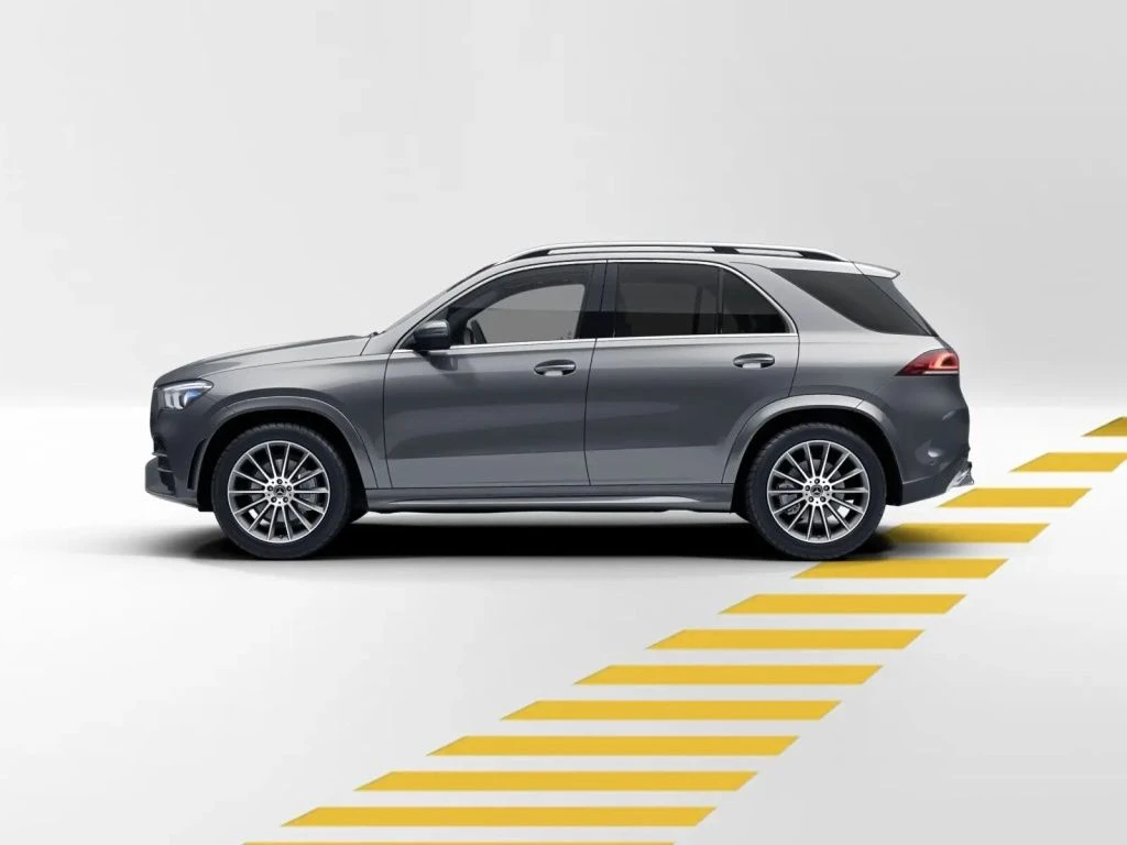 Mercedes-Benz-GLE 400 d-image-2