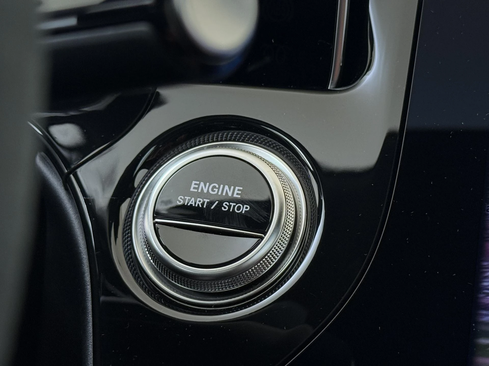 Mercedes-Benz-E-Klasse-image-22