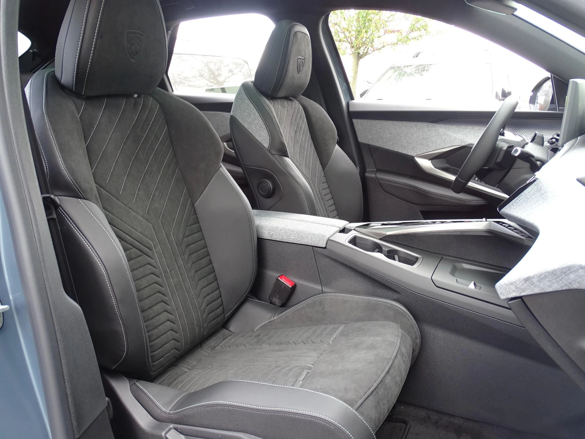 Peugeot-e-3008-image-11
