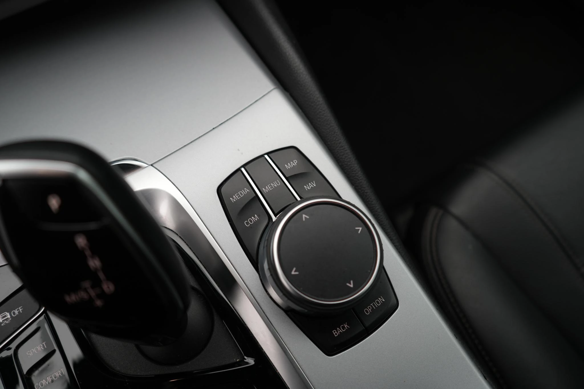 BMW-5 Serie-image-11