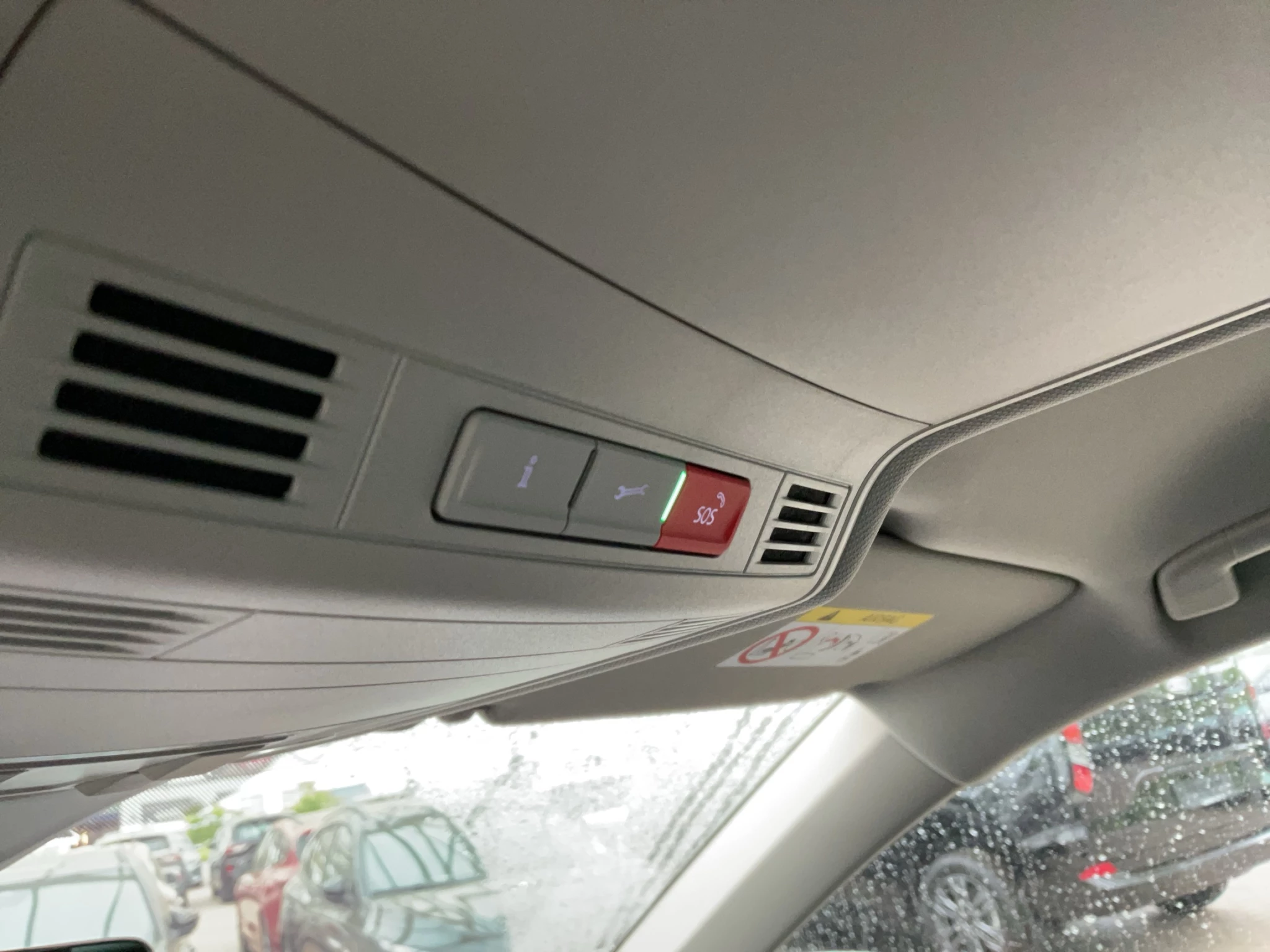 Volkswagen-Tiguan-image-21