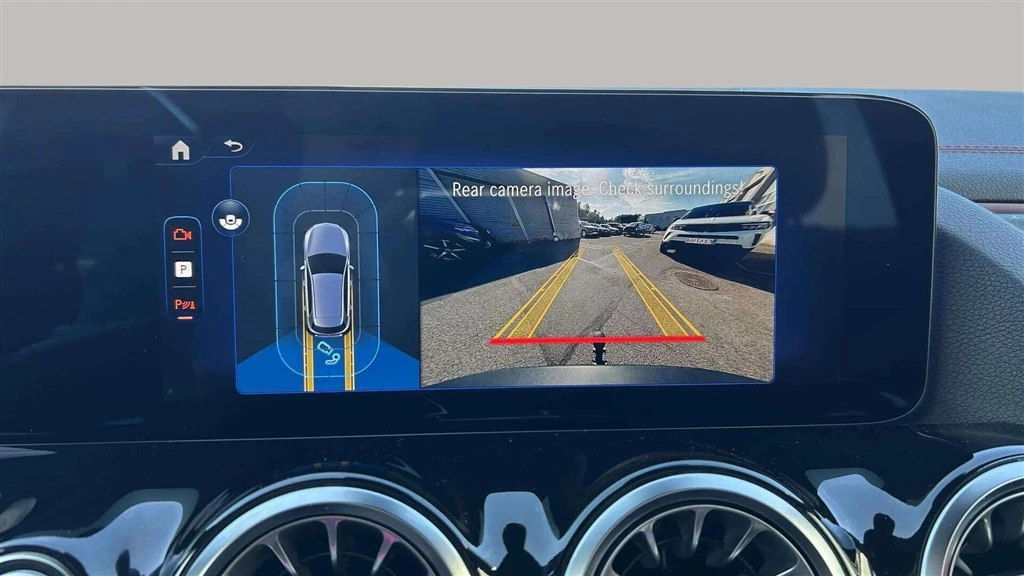 Mercedes-Benz-EQA-image-16