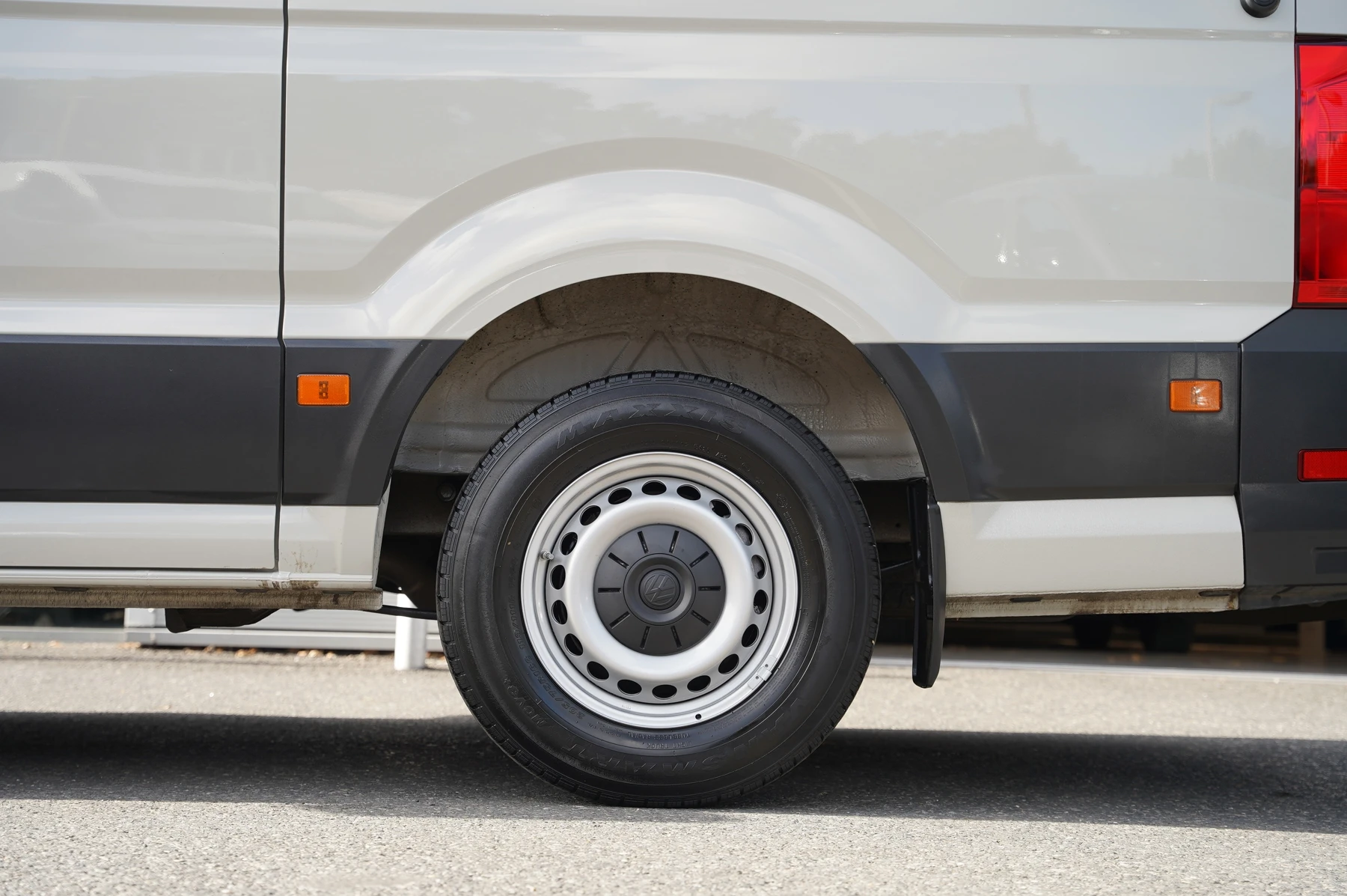Volkswagen-Crafter-image-30