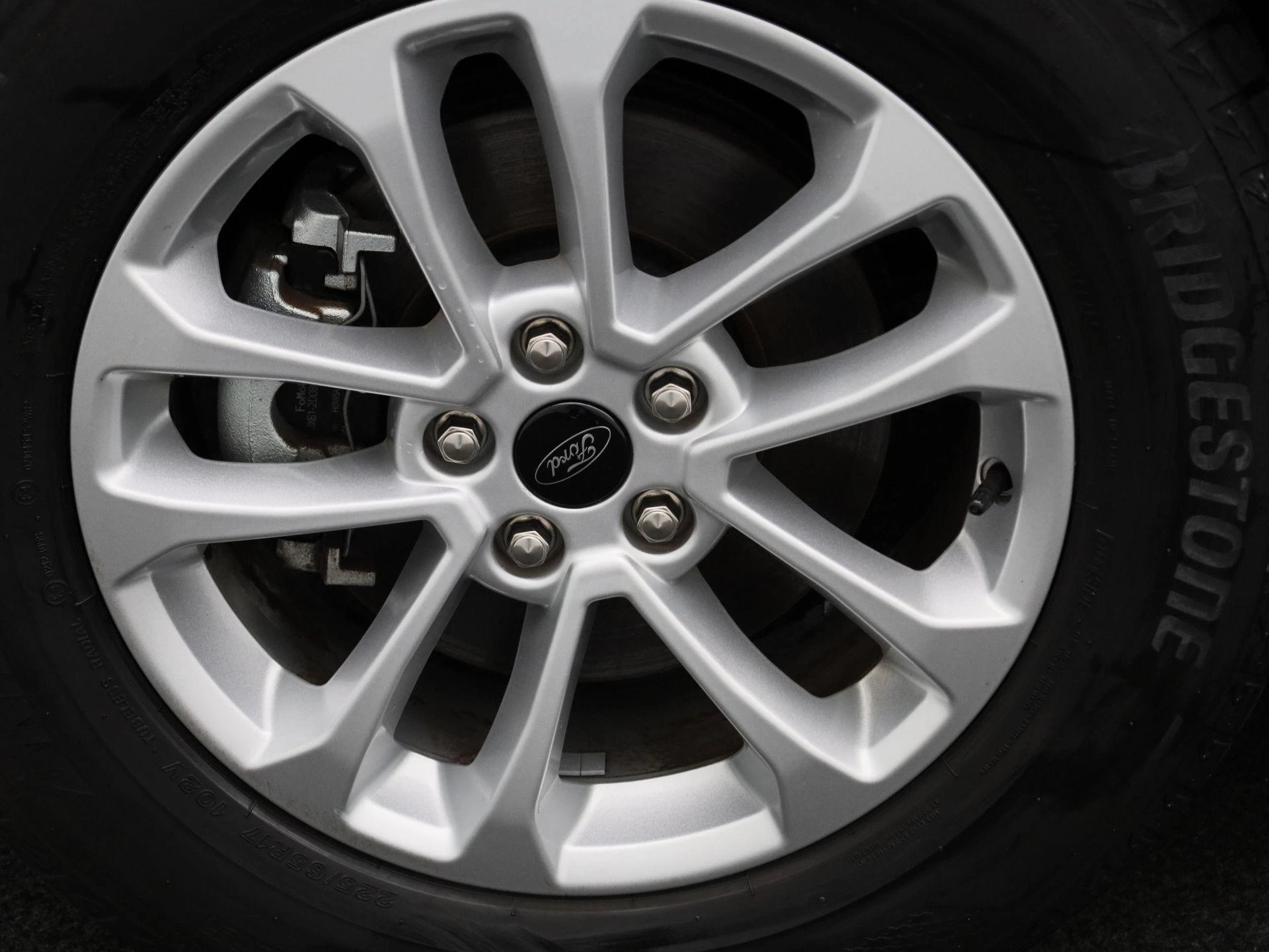 Ford-Kuga-image-13