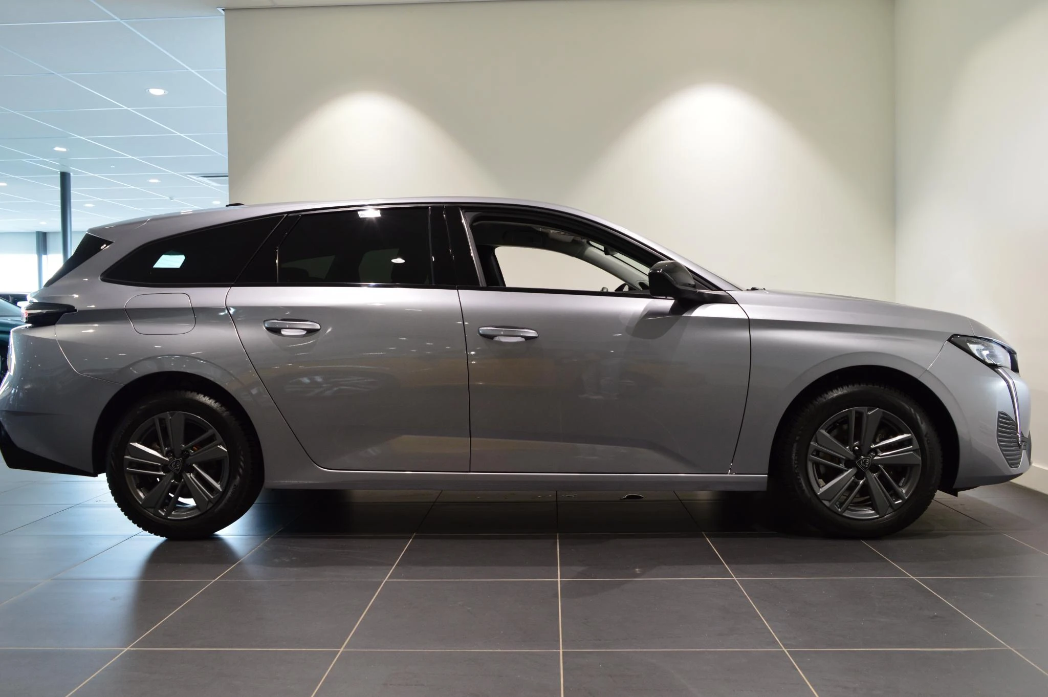 Peugeot-308-image-6