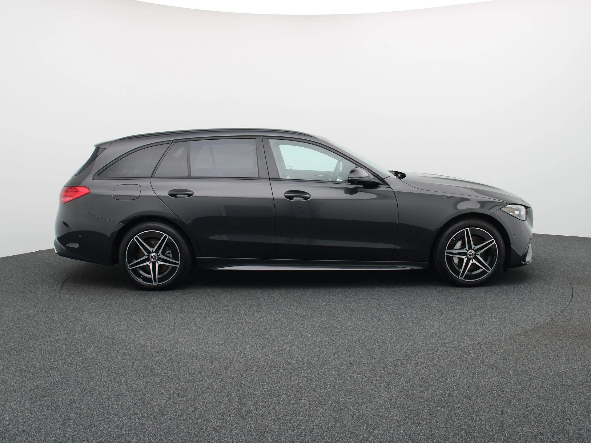 Mercedes-Benz Classe C 300 e AMG Line Estate + PANORAMISCH DAK + TREKHAAK + CARPLAY +