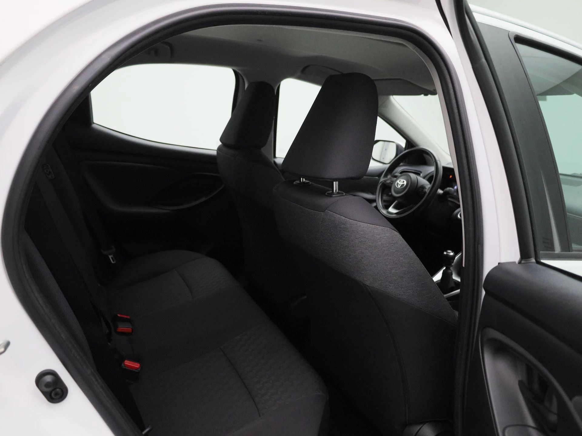 Toyota-Yaris-image-30