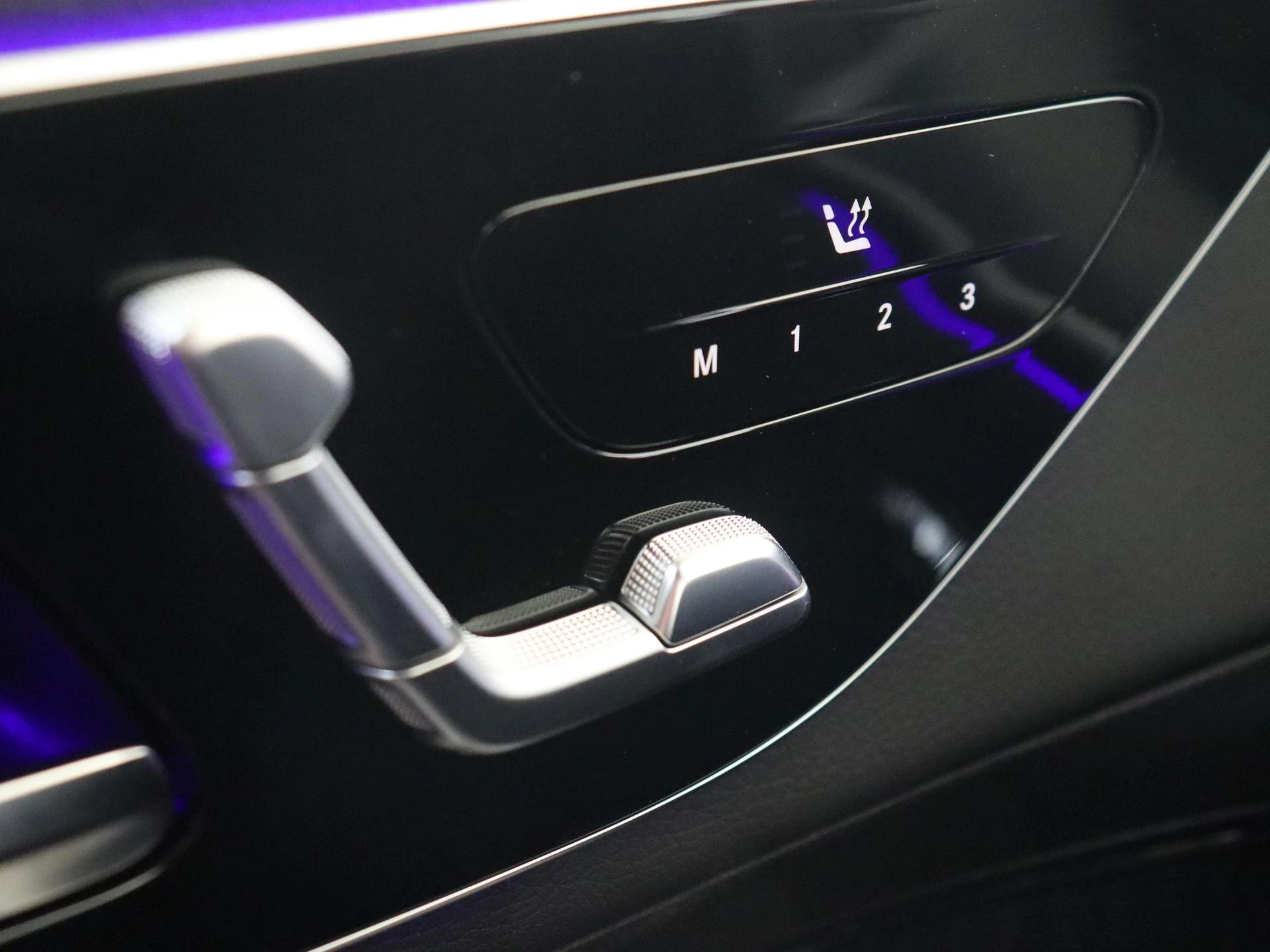 Mercedes-Benz-GLC-image-29