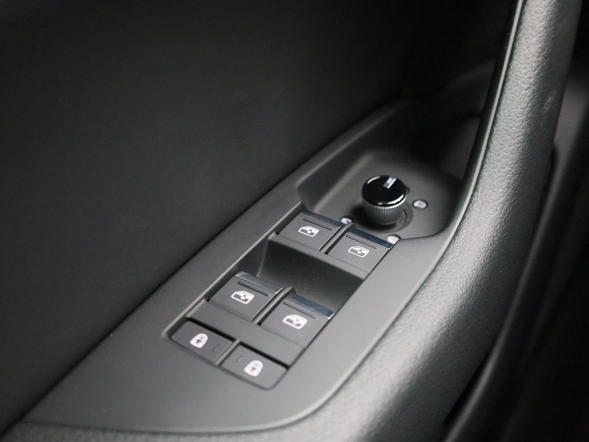 Audi-A6-image-33