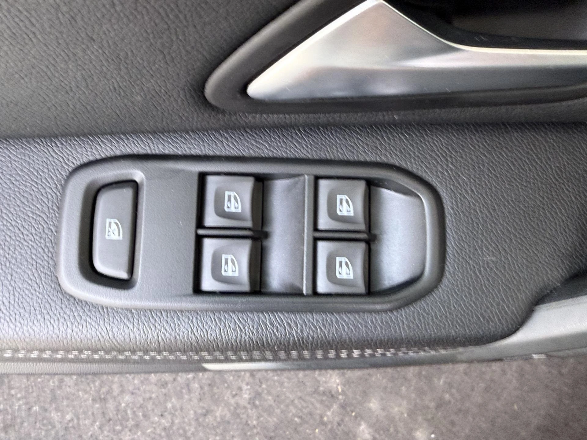 Dacia-Duster-image-26