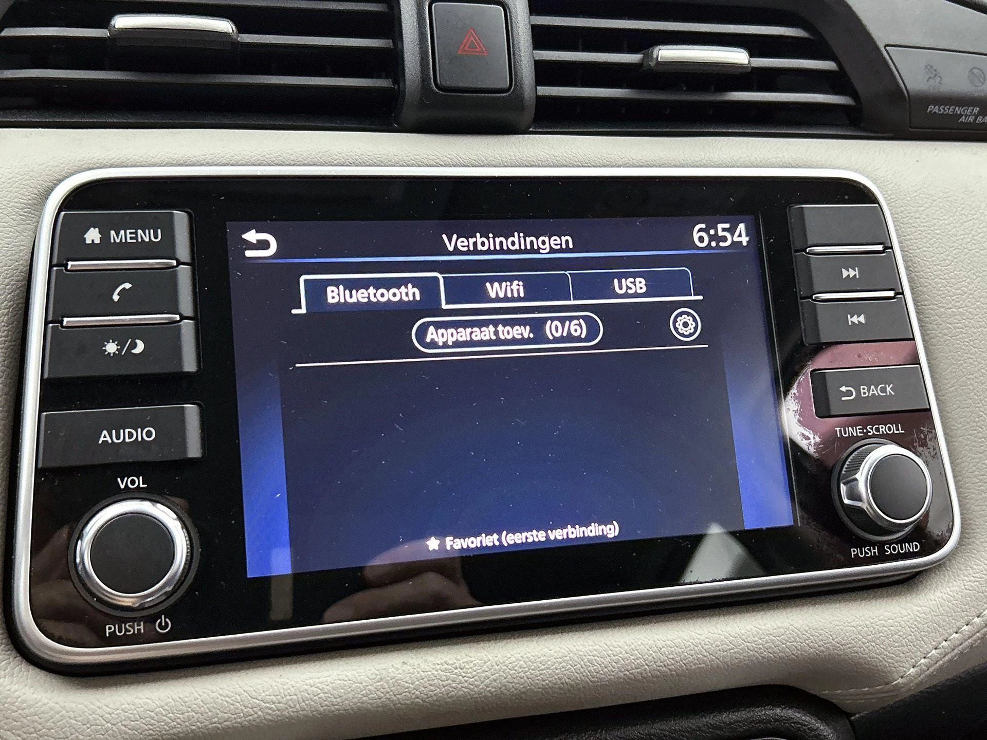 Nissan Micra 1.0 IG-T N-Connecta