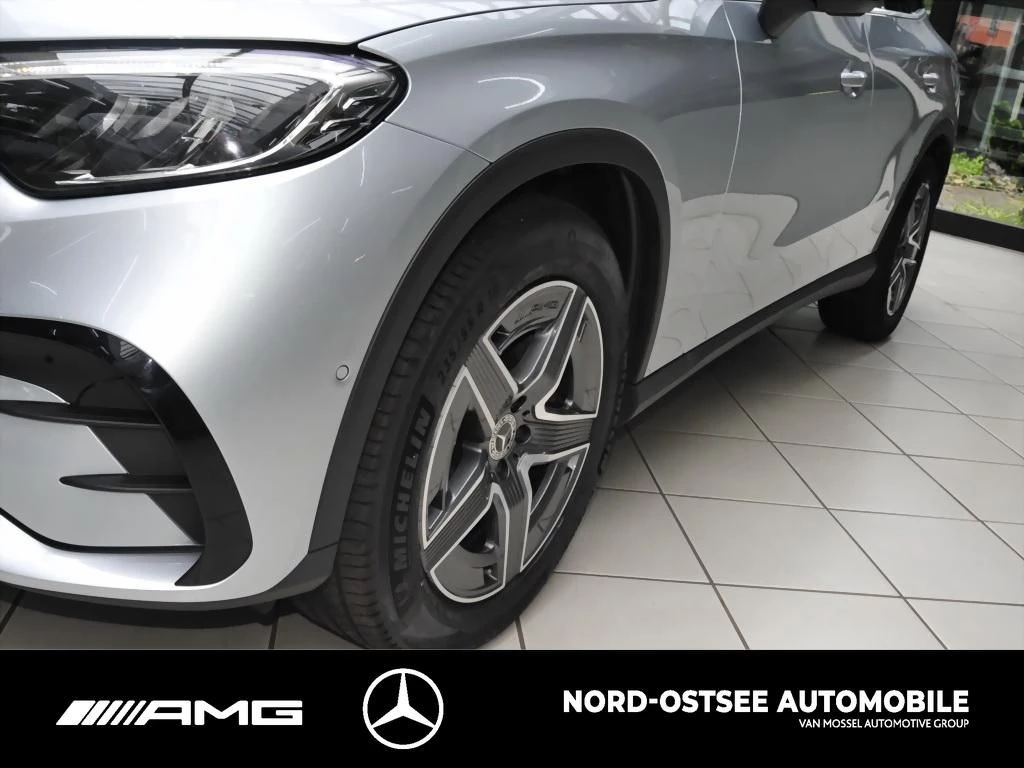 Mercedes-Benz GLC 300 d AMG 4M AHK DISTRONIC SHZ MBUX KEYLESS AMG LineX254 GLC 300 d AMG 4M AHK DISTRONIC SHZ MBUX KEYLESS AMG Line