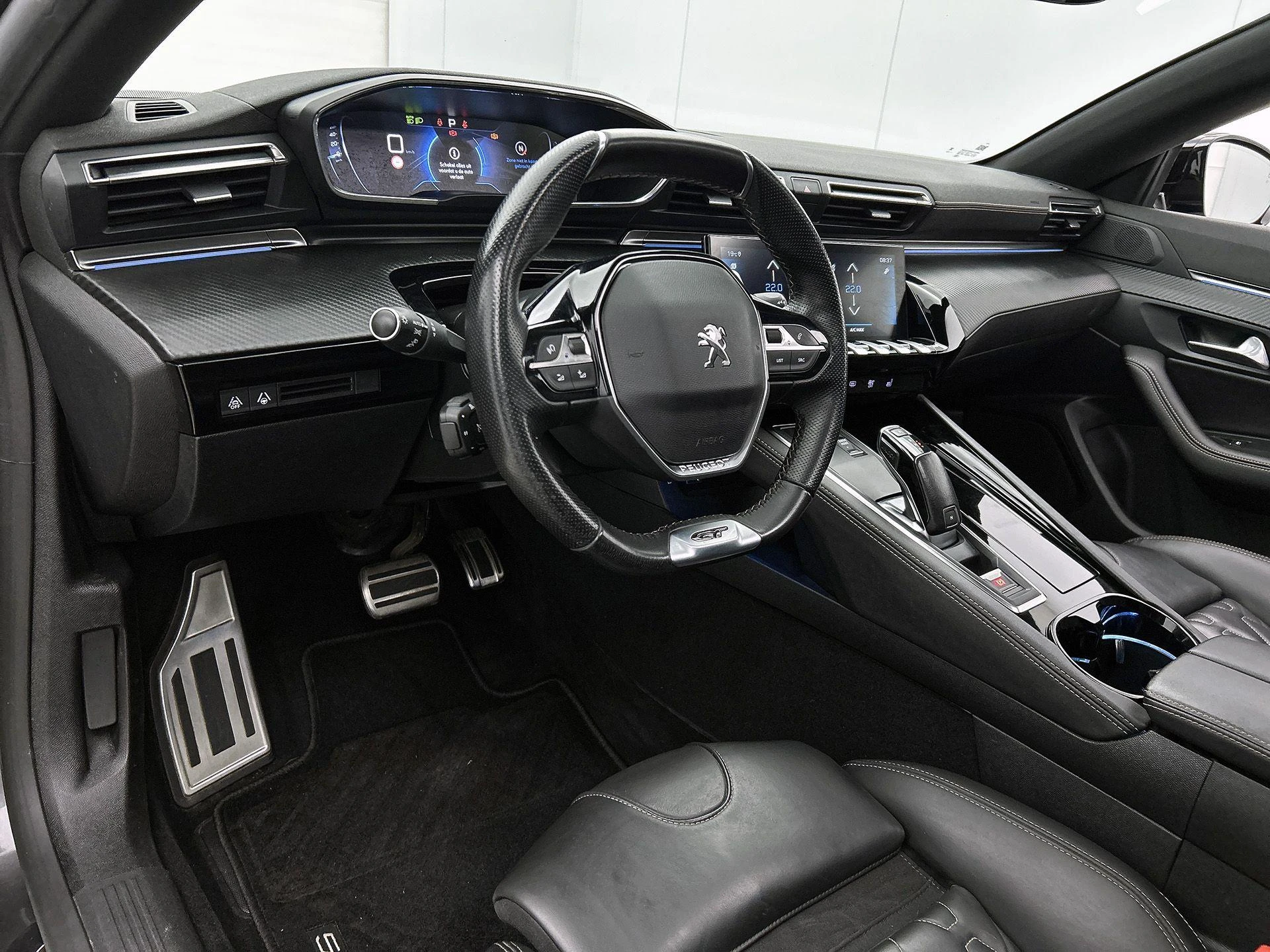 Peugeot-508-image-19