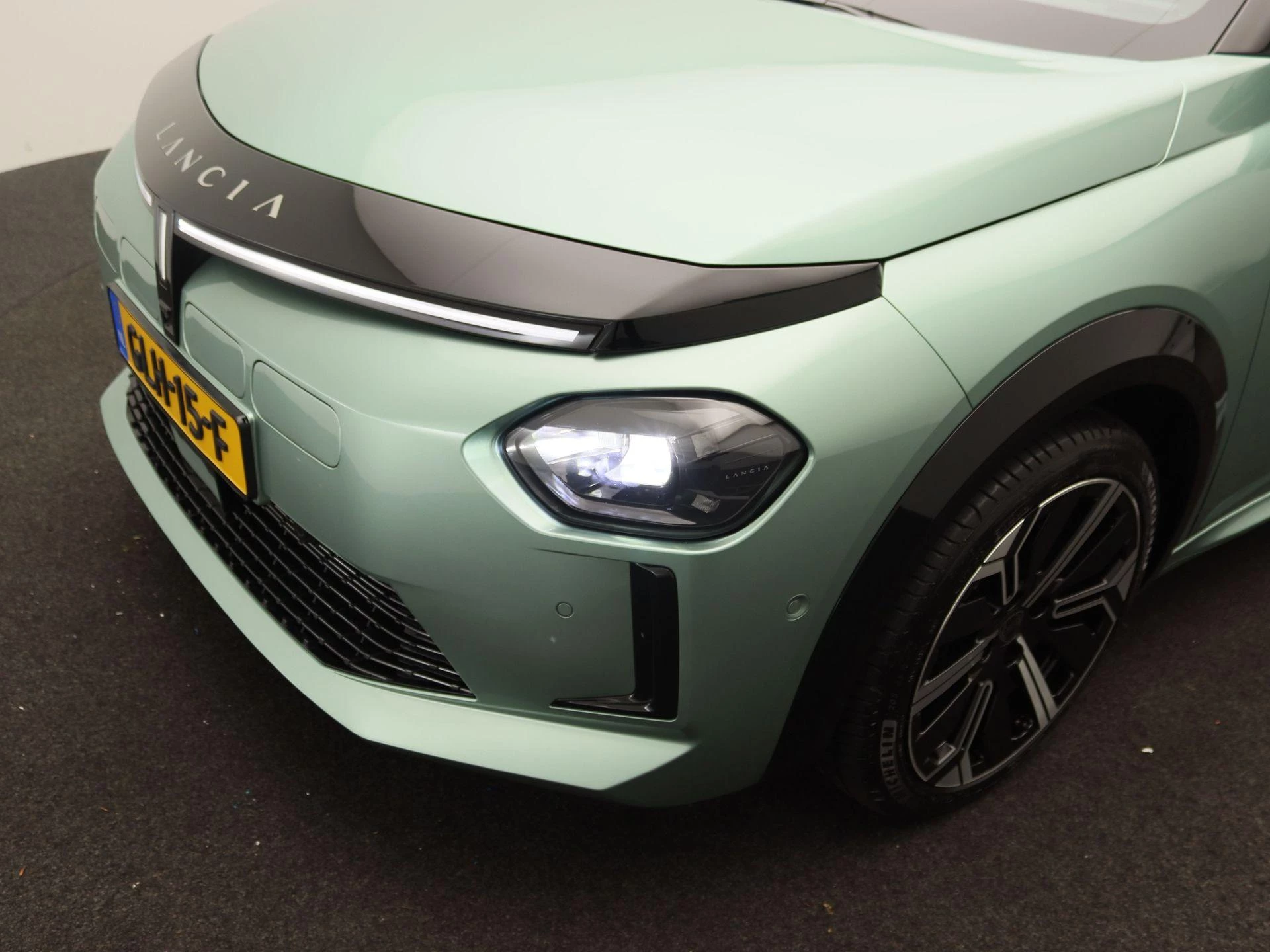 Lancia-Ypsilon-image-13