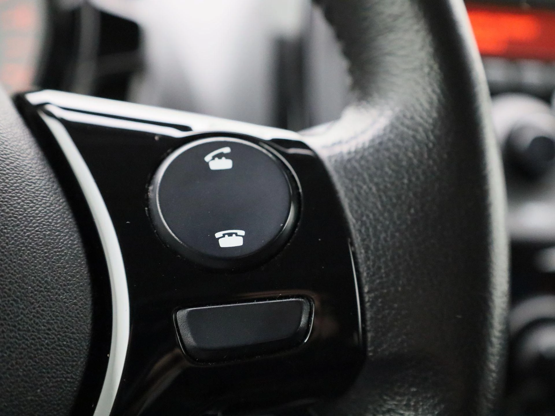 Peugeot-108-image-23