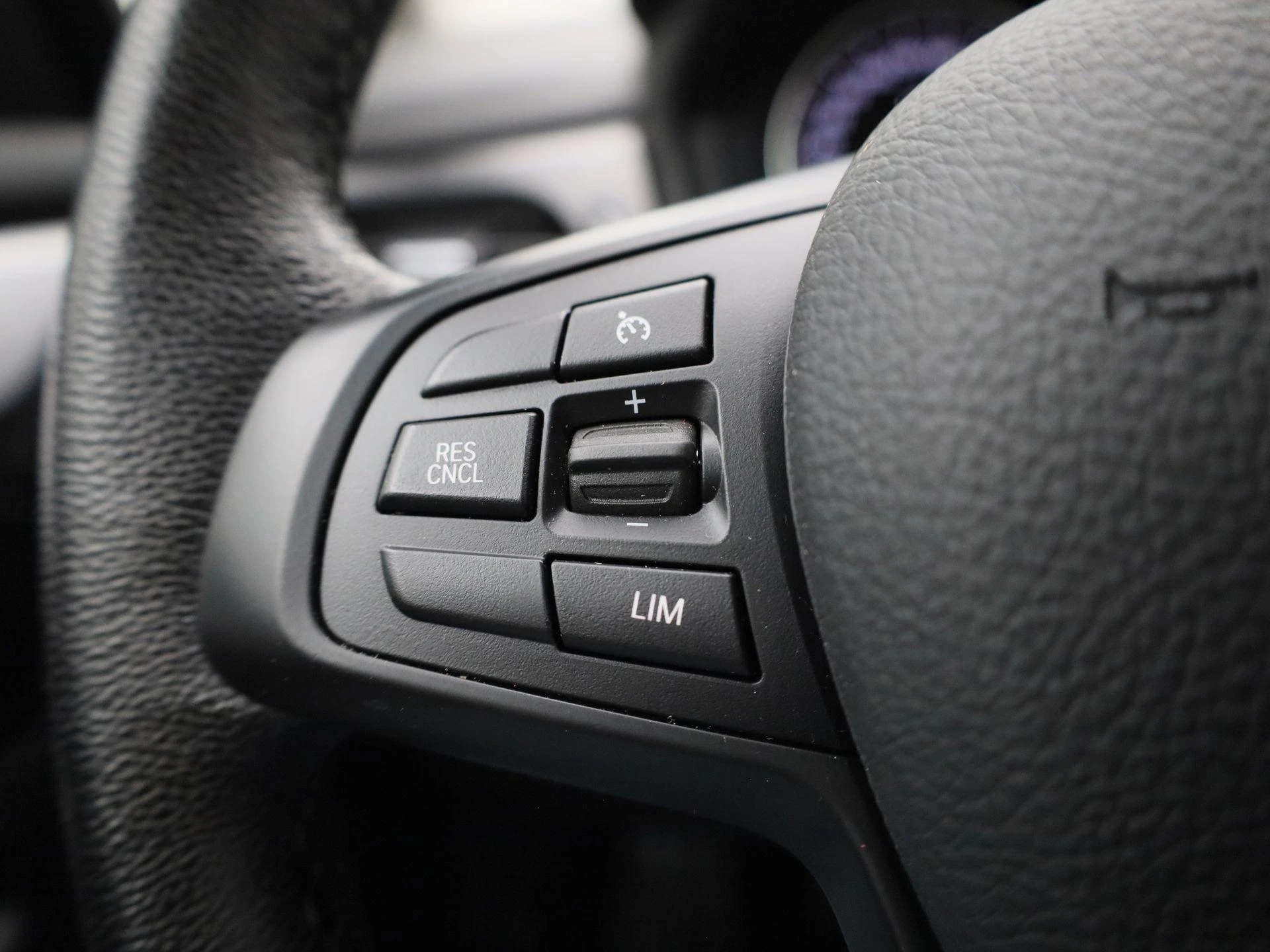BMW-2 Reeks-image-17