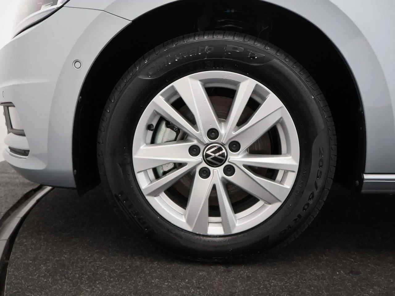 Volkswagen Touran 1.5 TSI Highline Business DSG *DEMO*