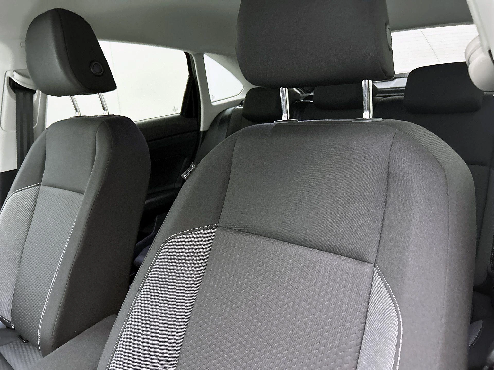 Volkswagen-Taigo-image-13