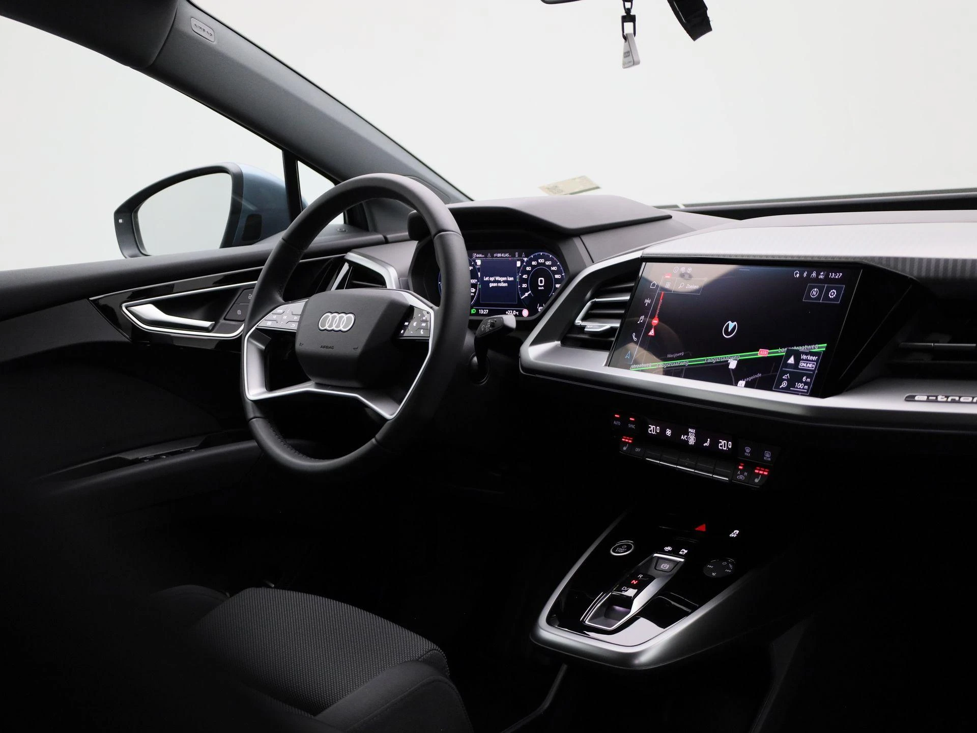 Audi-Q4 e-tron-image-38