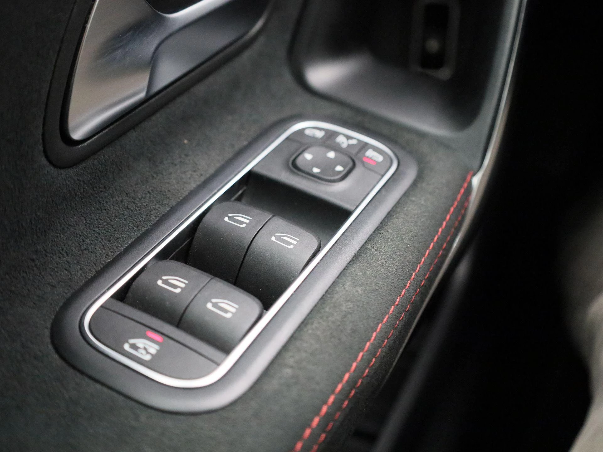 Mercedes-Benz-A-Klasse-image-28