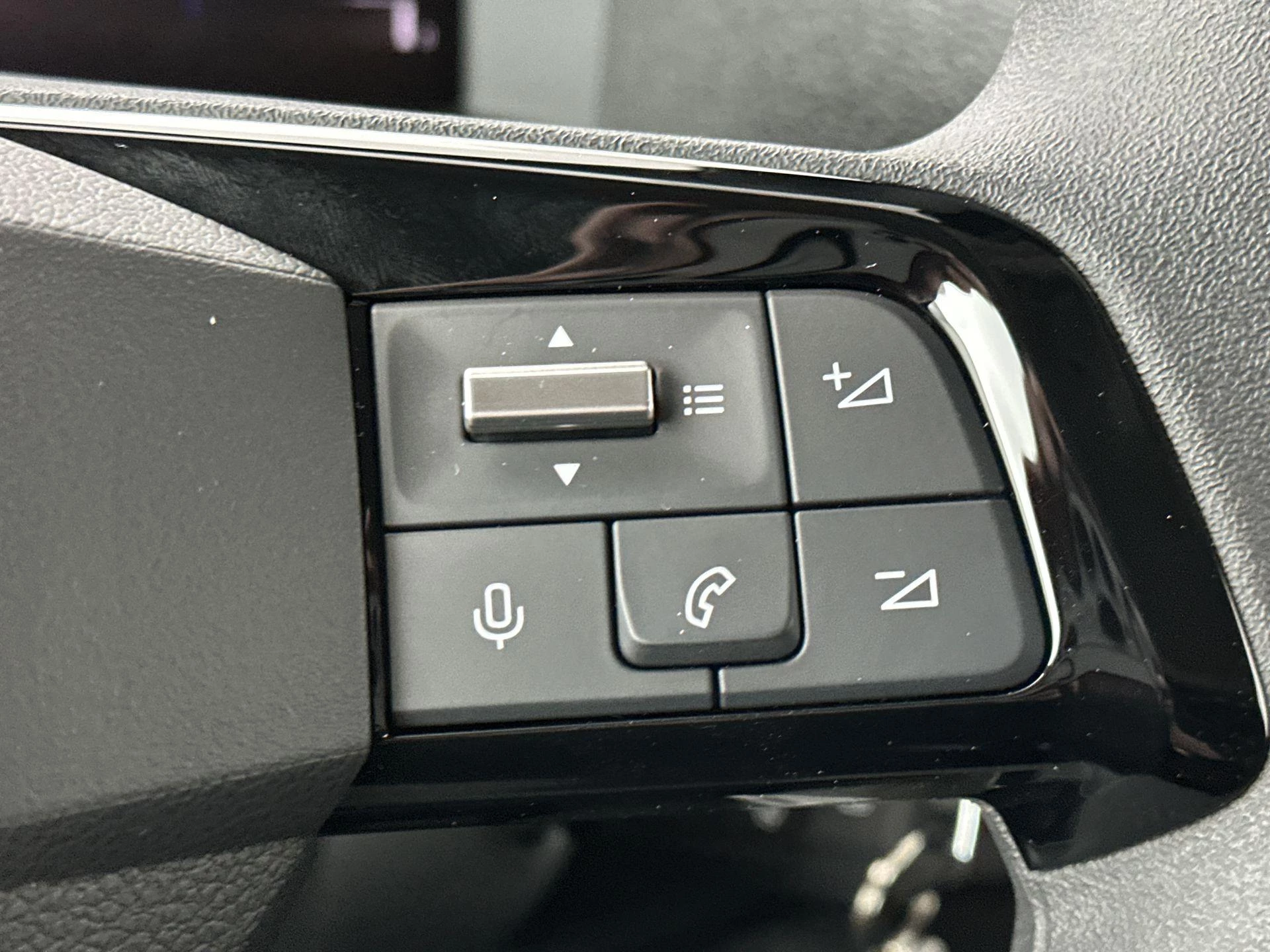 Opel-Vivaro-image-15