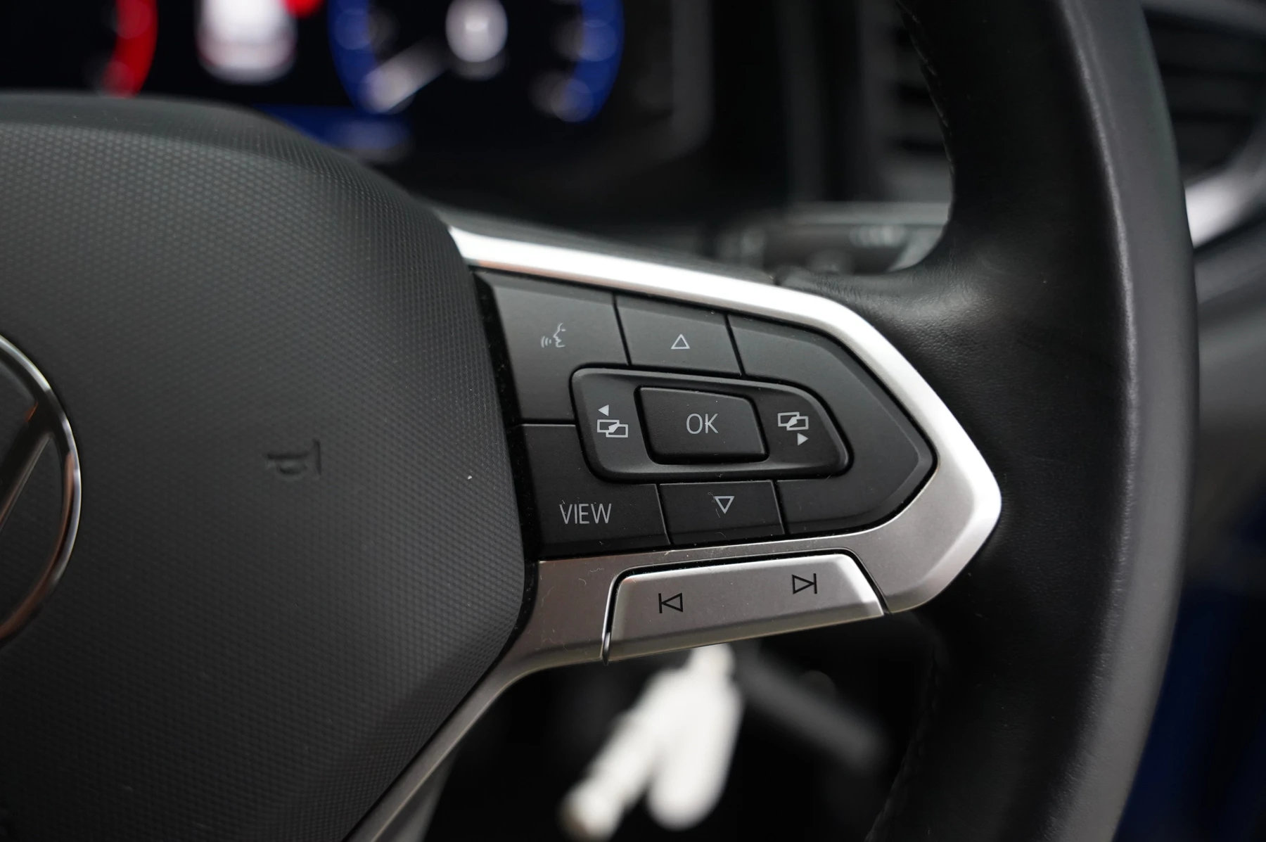 Volkswagen-Polo-image-17