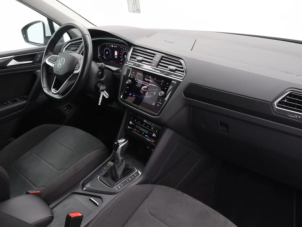 Volkswagen Tiguan eHybrid Tiguan eHybrid PHEV 1.4Elegance DSG 245PK *AUTOMAAT*NAVI*DIGITAL DASHBOARD*ALCANTARA*ZETELVERWARMING*APP CONNECT*...
