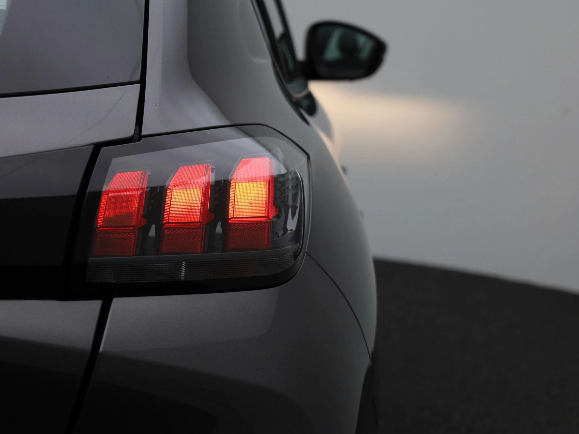 Peugeot-208-image-30