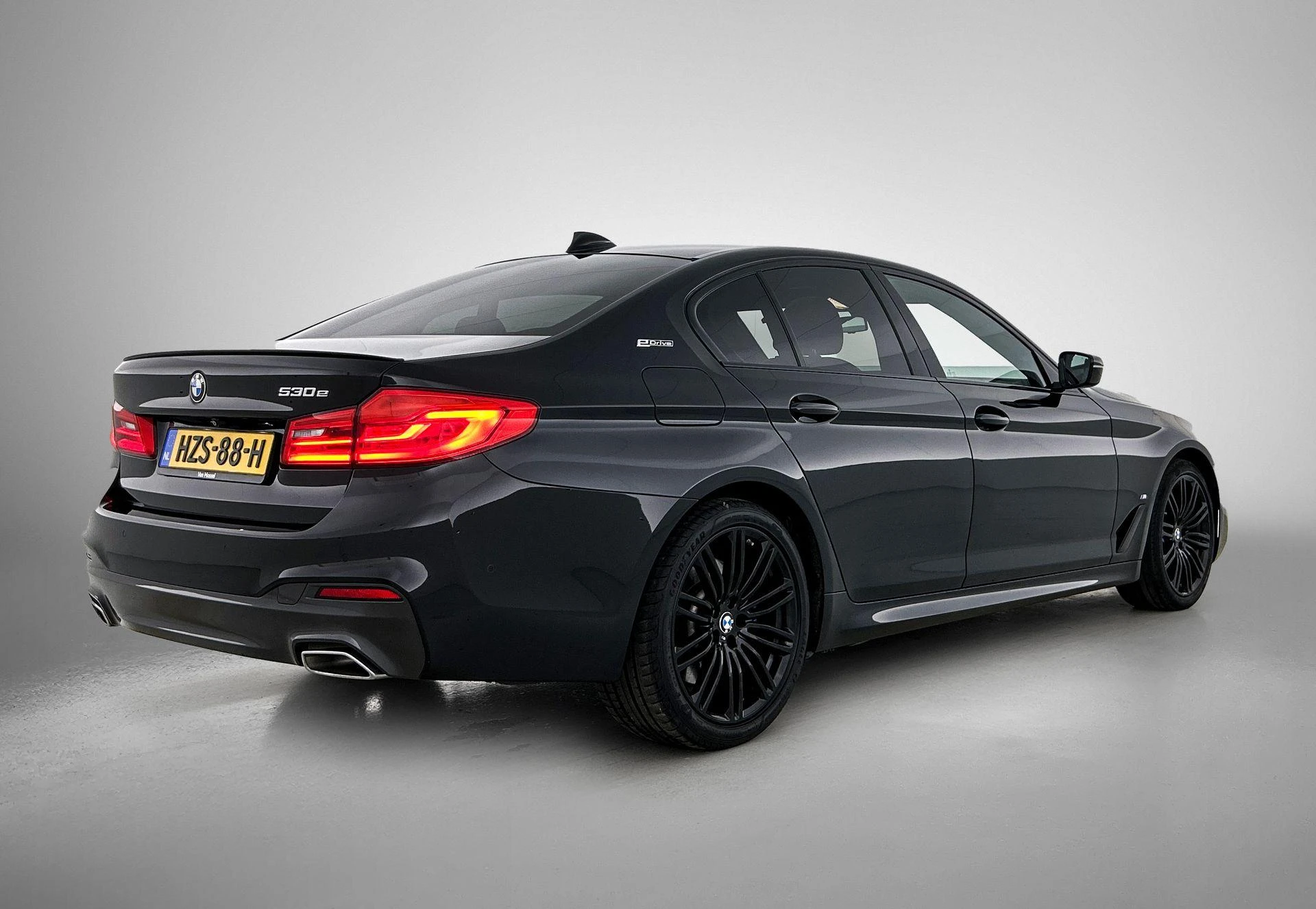 BMW-5 Serie-image-3