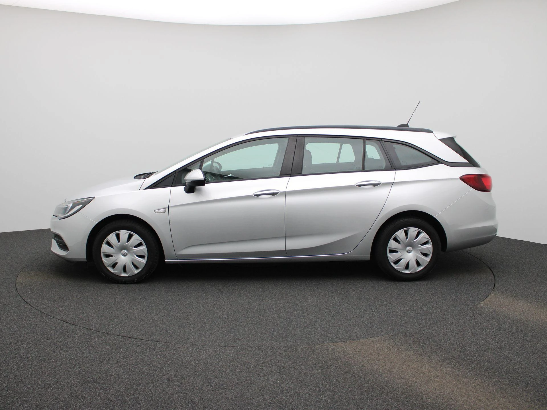 Opel-Astra-image-3