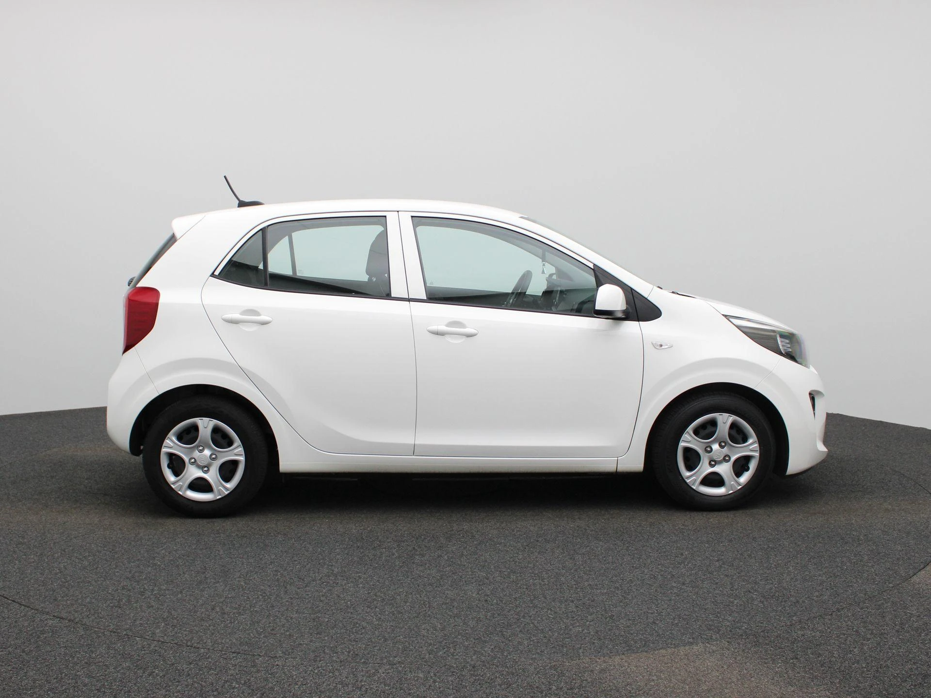 Kia-Picanto-image-5