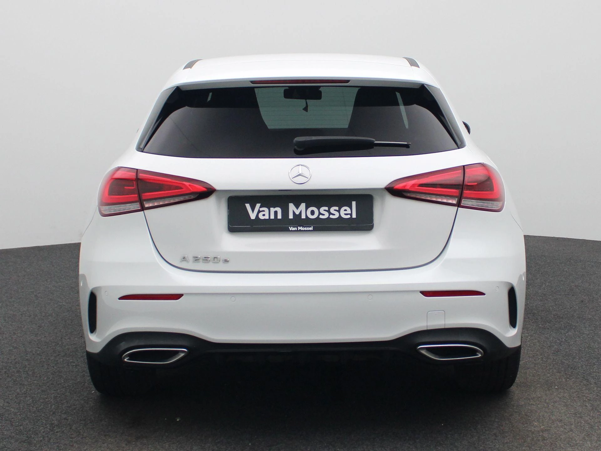 Mercedes-Benz A-Klasse 250 e AMG Line
