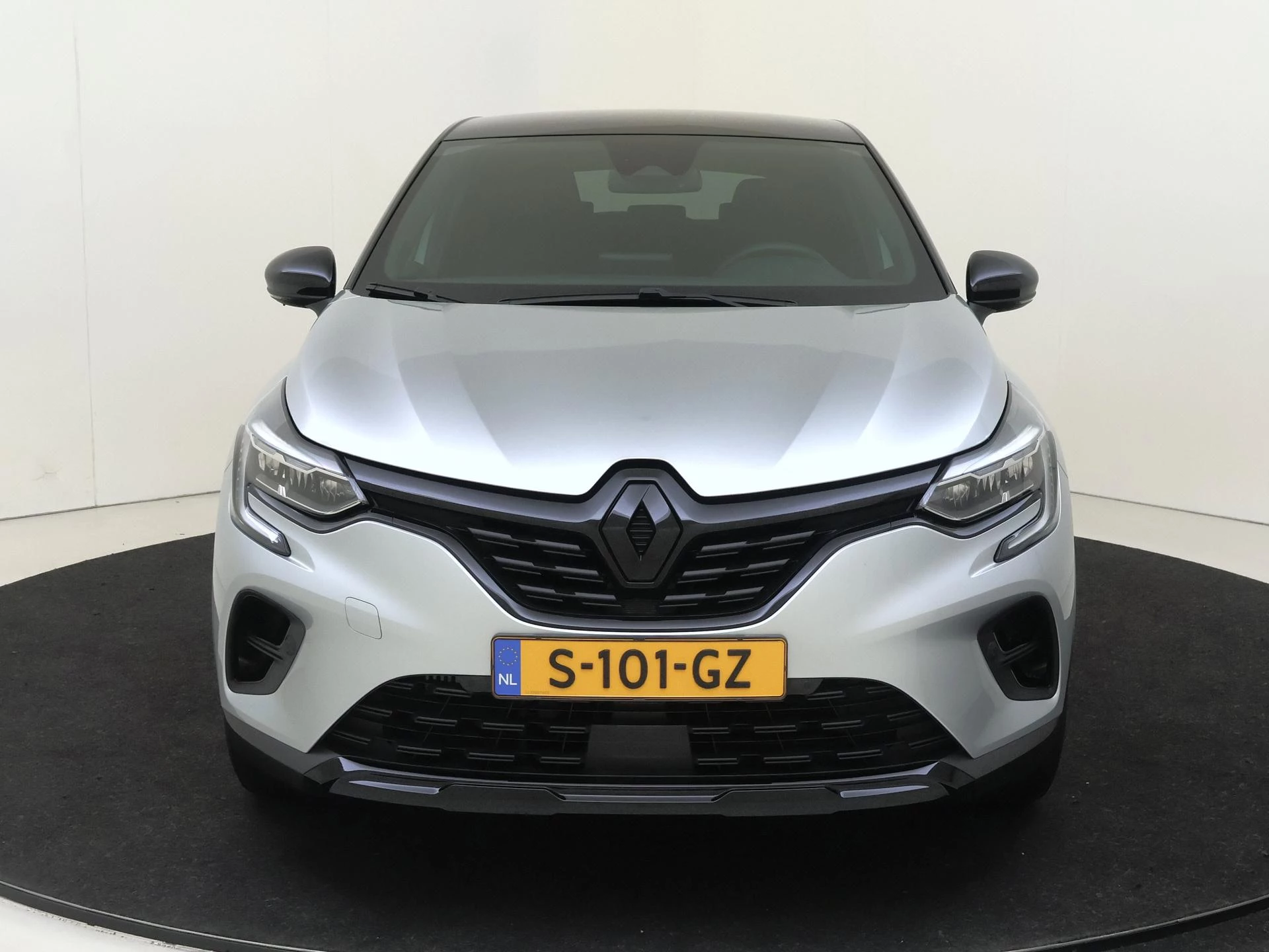 Renault-Captur-image-5