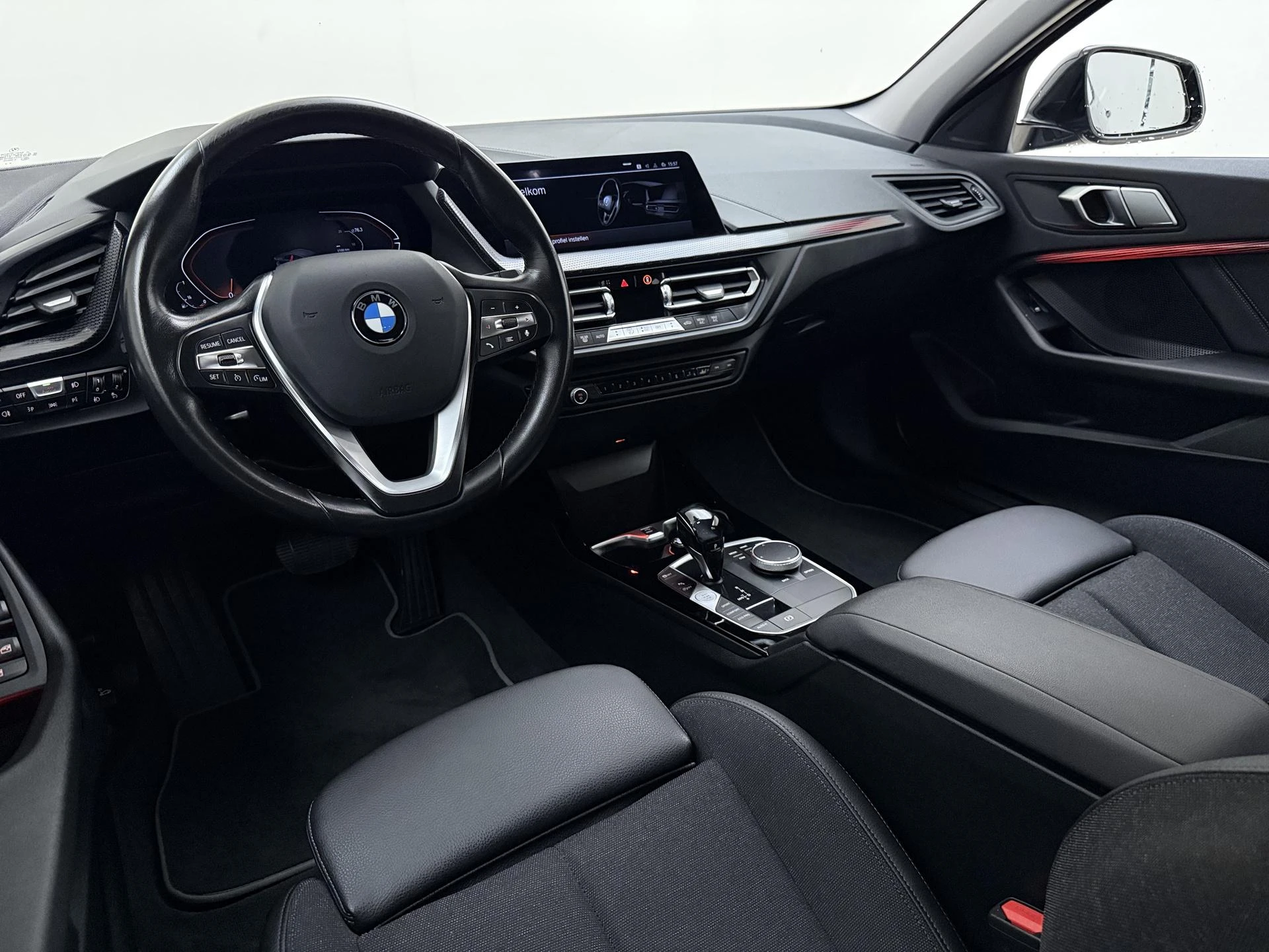 BMW-1 Serie-image-12