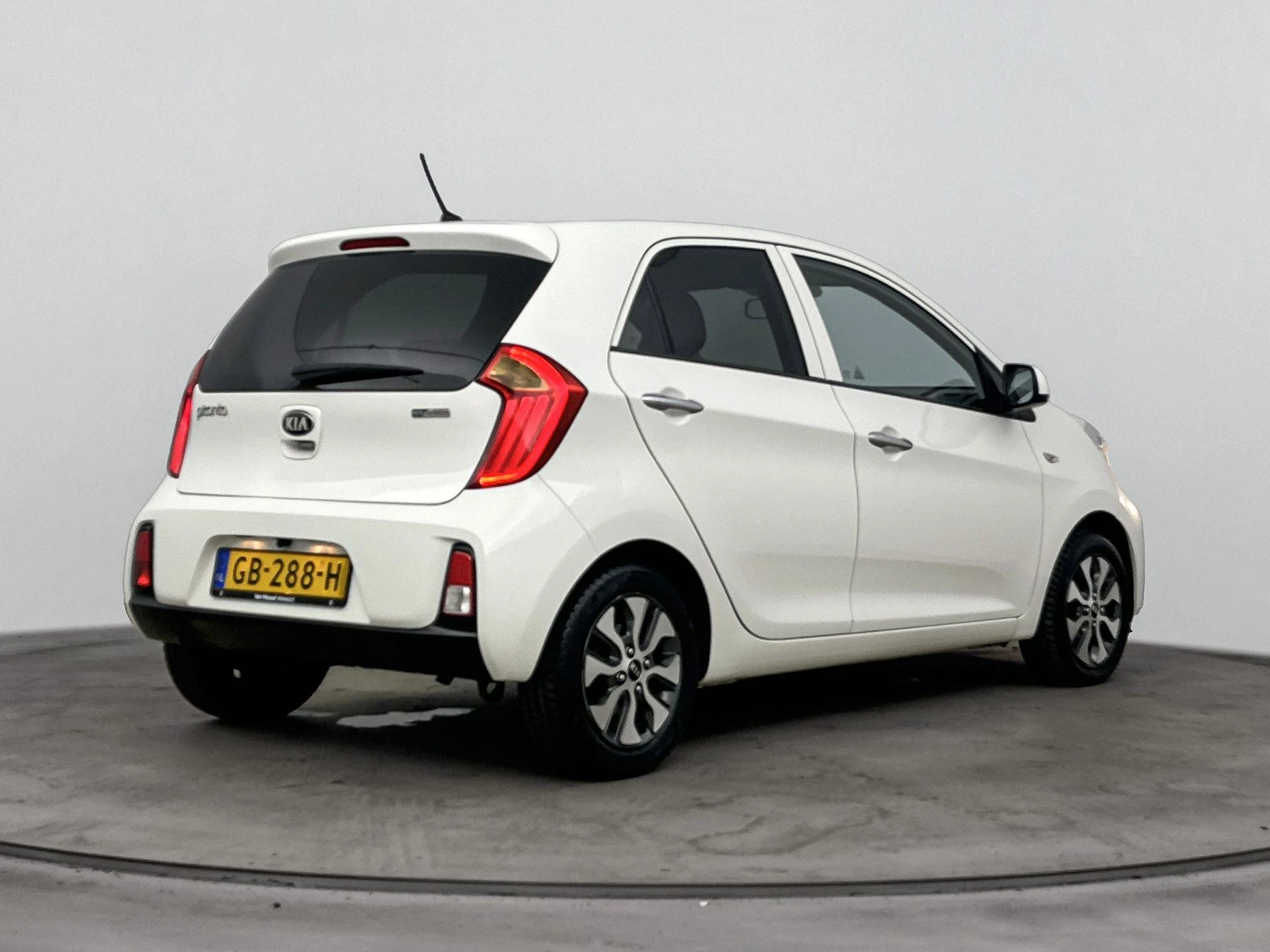 Kia Picanto 1.0 CVVT 69Pk First Edition