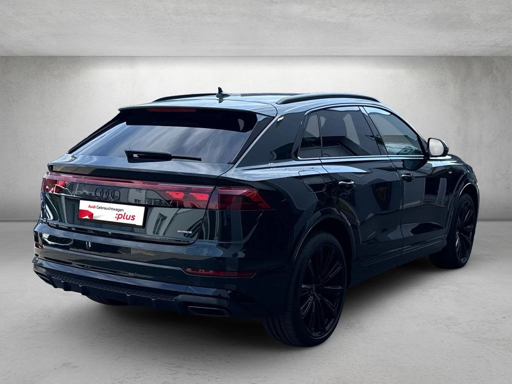 Audi Q8 SUV S line TFSI e quattro 360 kW tiptronic *SOH100%*