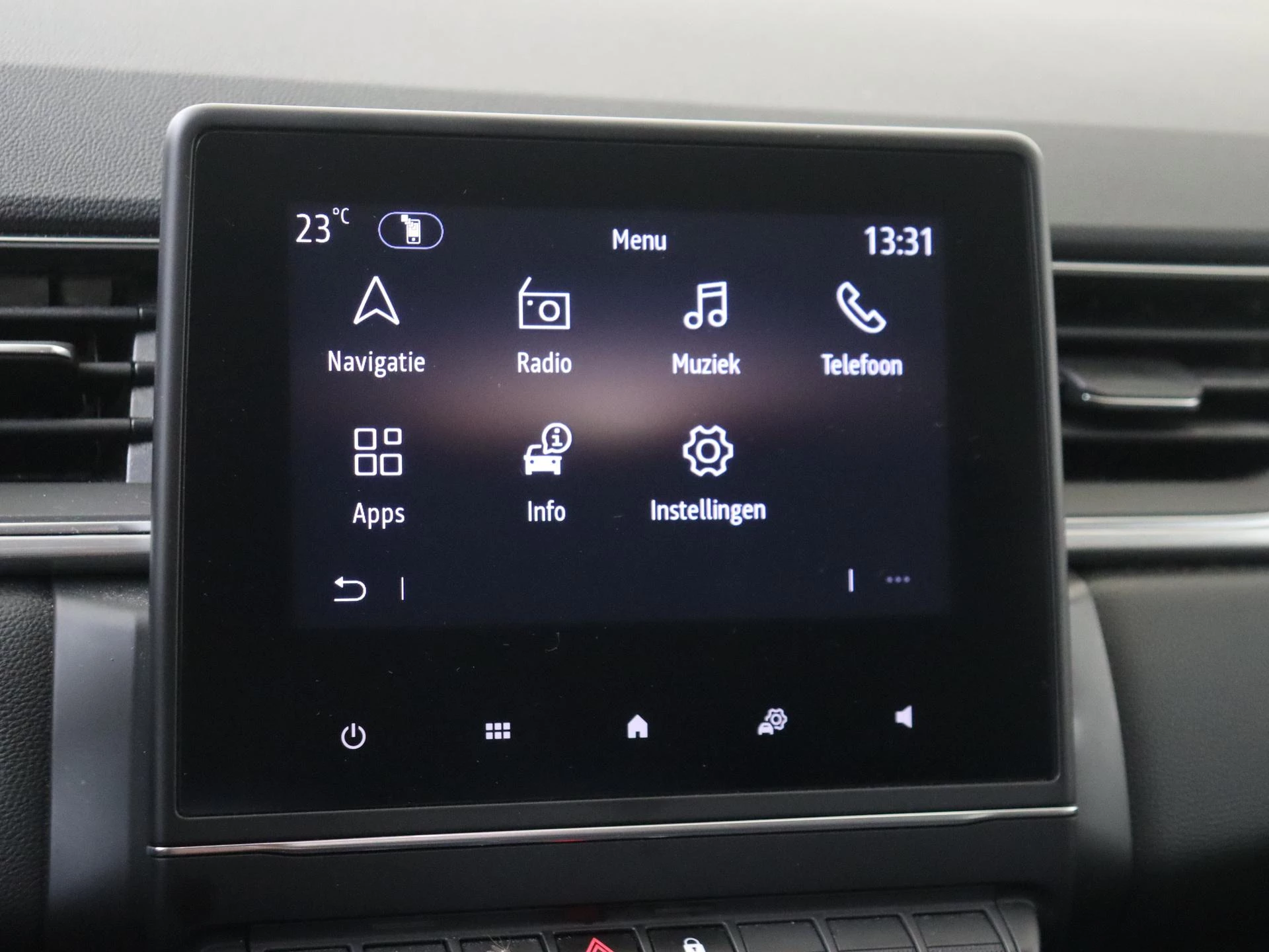 Renault-Captur-image-19