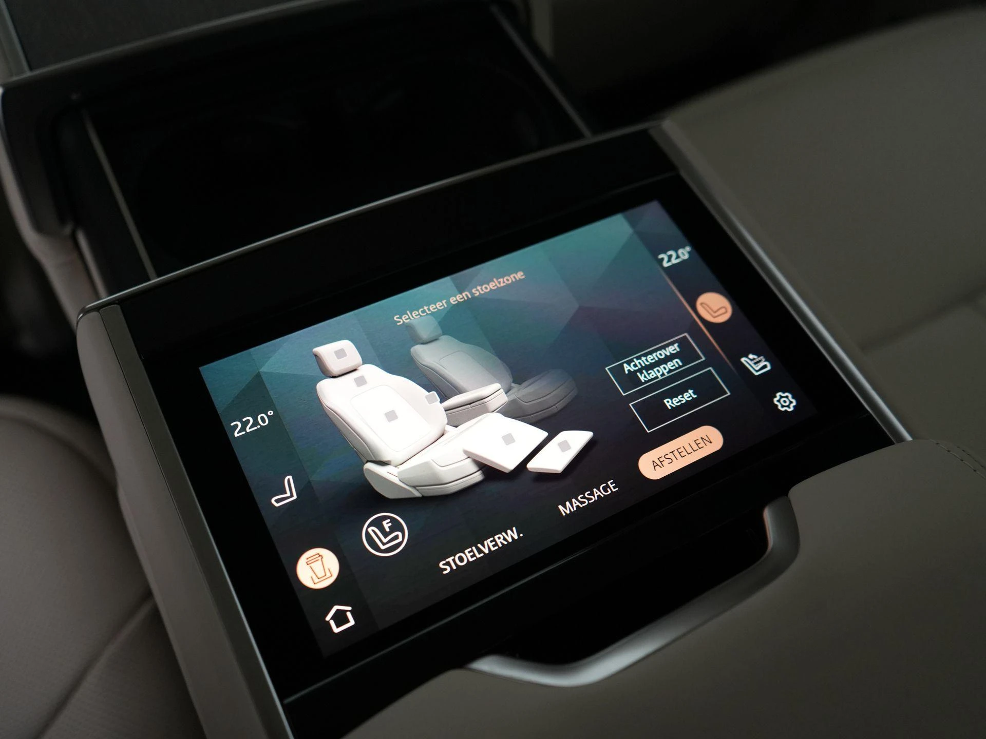Land Rover-Range Rover-image-56