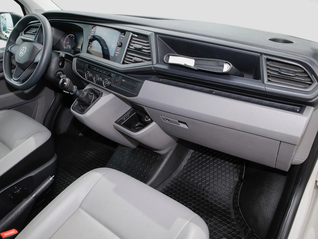 Volkswagen Transporter T6.1 Caravelle 2.0 TDI AHK/Navi/RFK