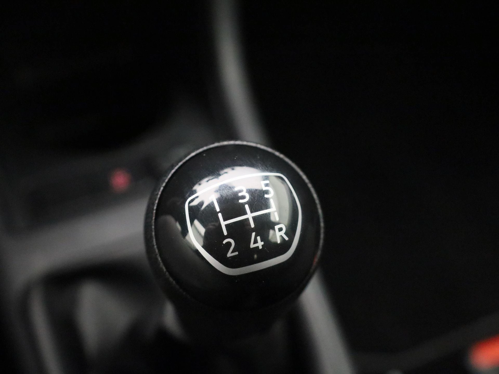 Volkswagen-up!-image-16