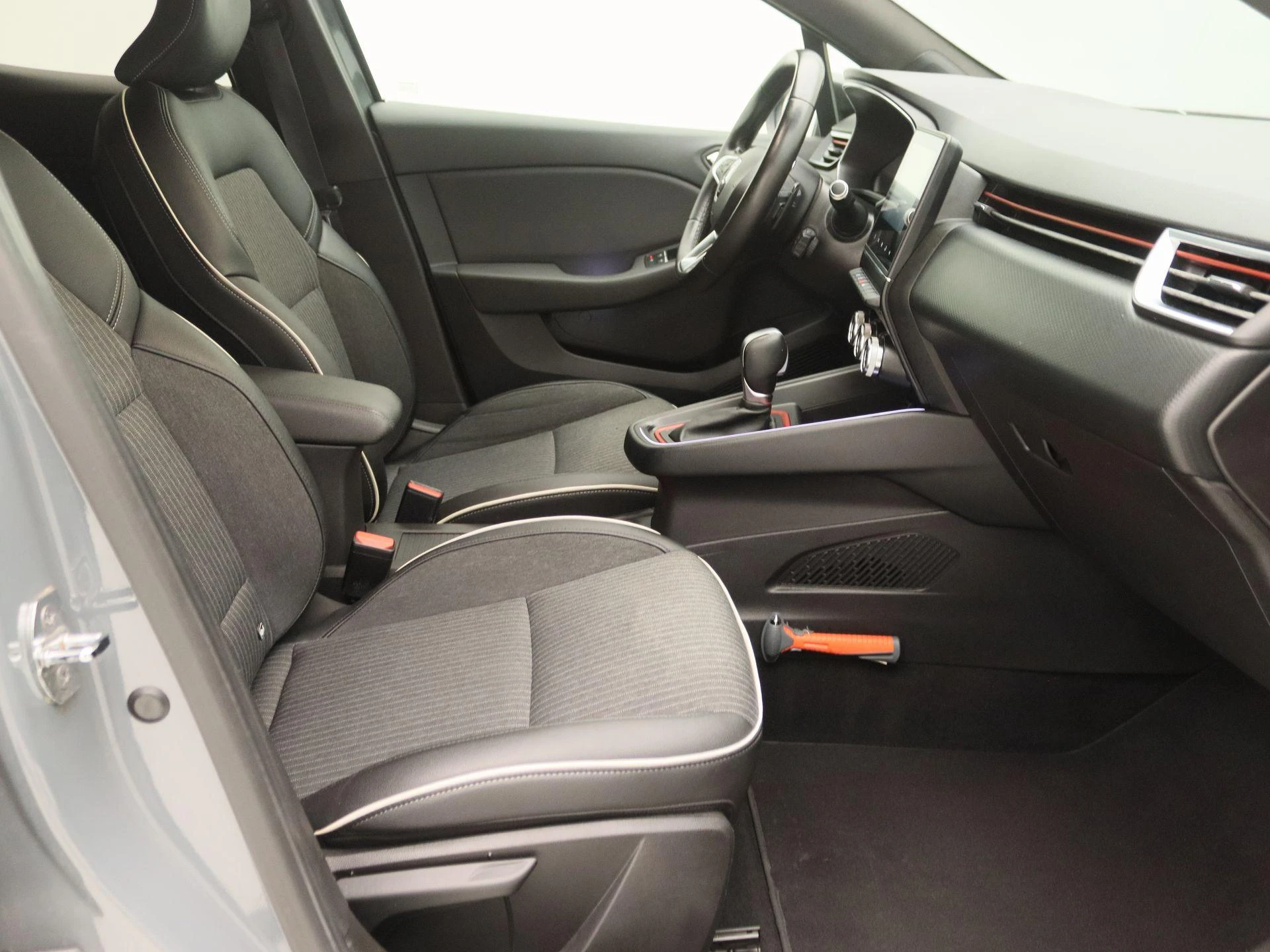 Renault Clio TCe 130 EDC Automaat Intens