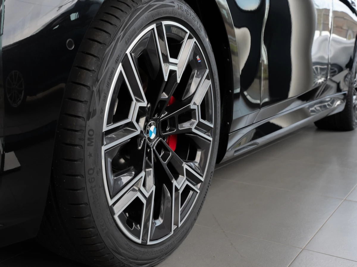 BMW-5er Reihe-image-28