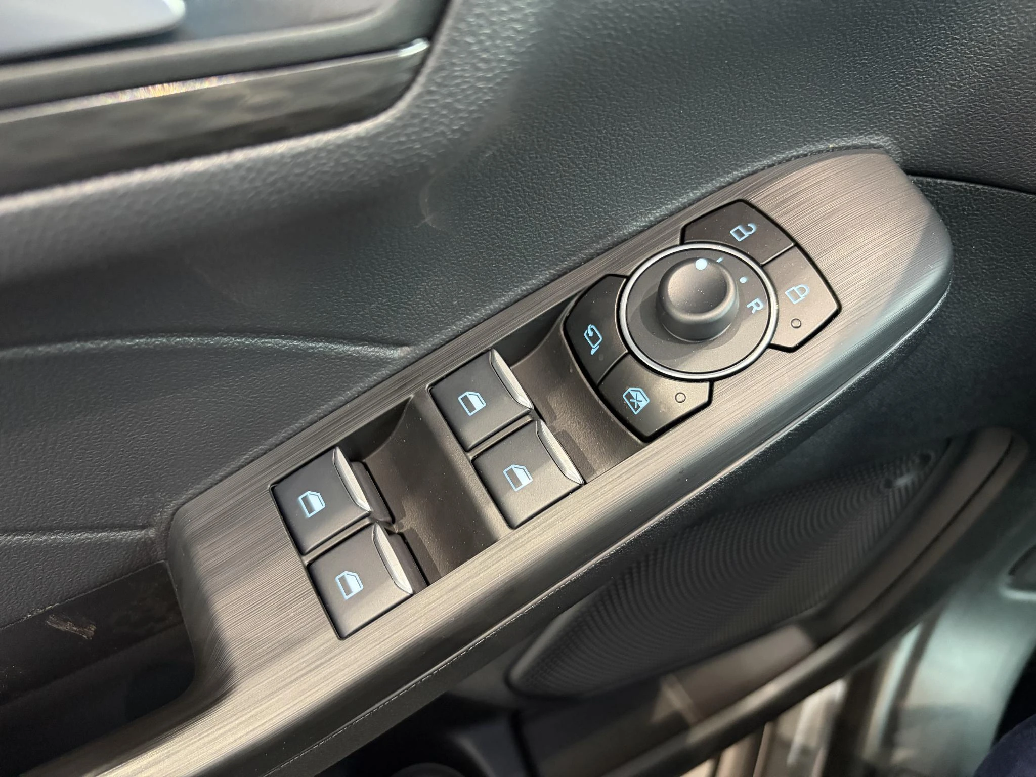 Ford-Kuga-image-22