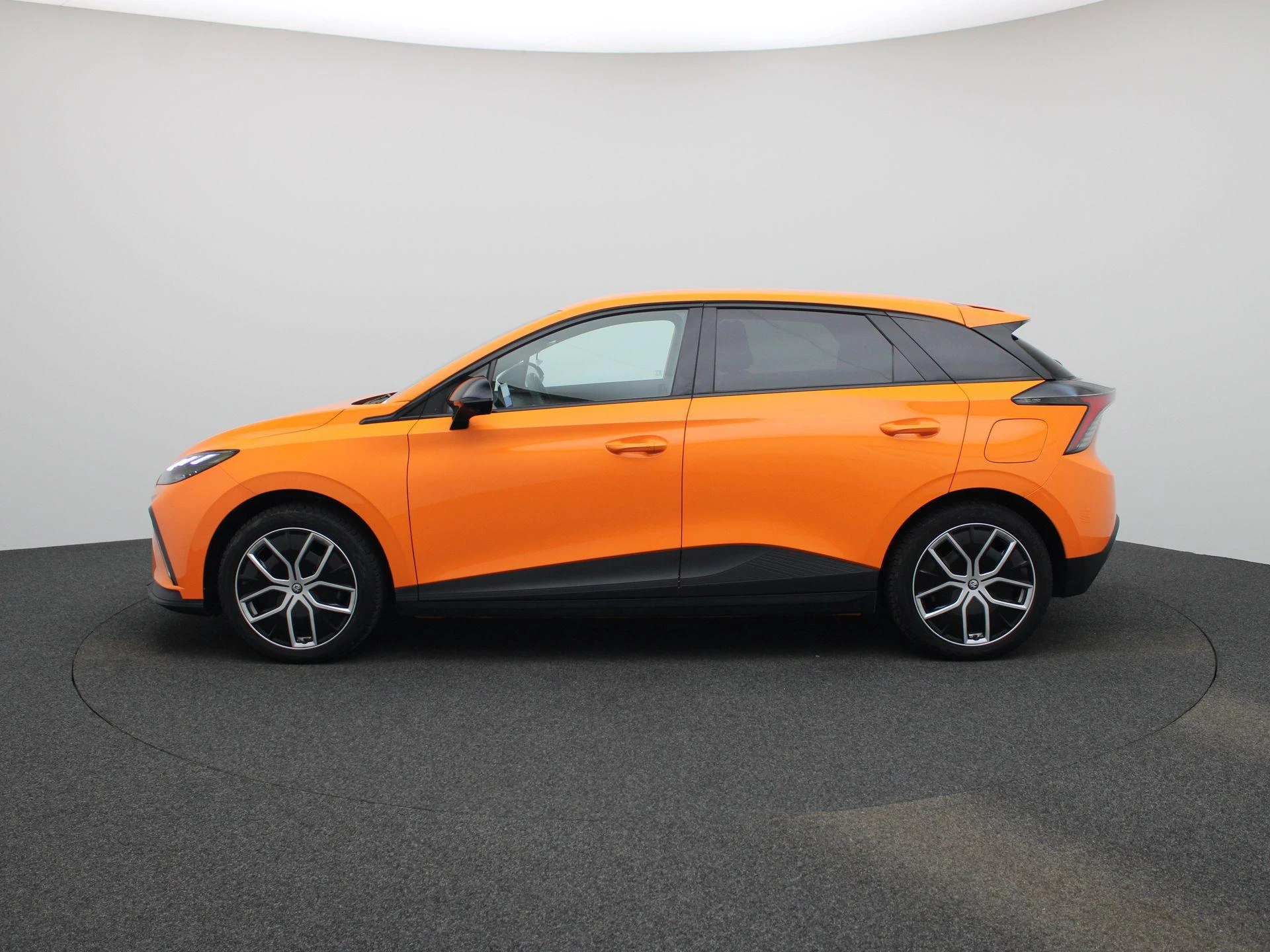 MG MG4 64 kWh Luxury