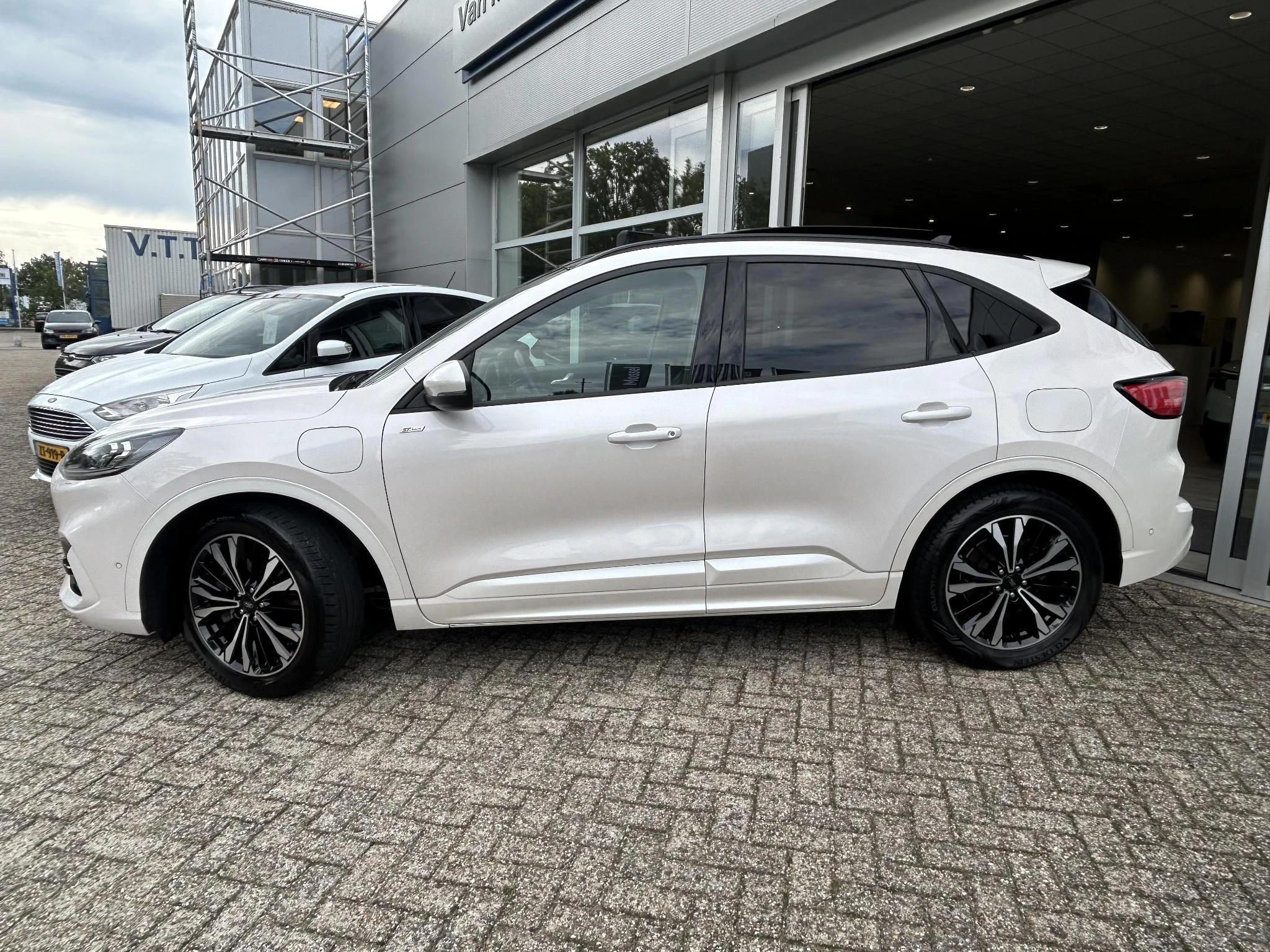 Ford-Kuga-image-1