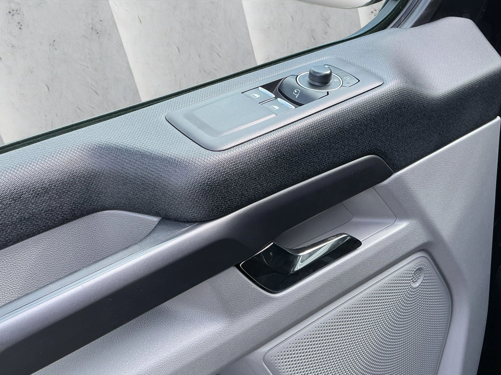 Ford-Tourneo Custom-image-15